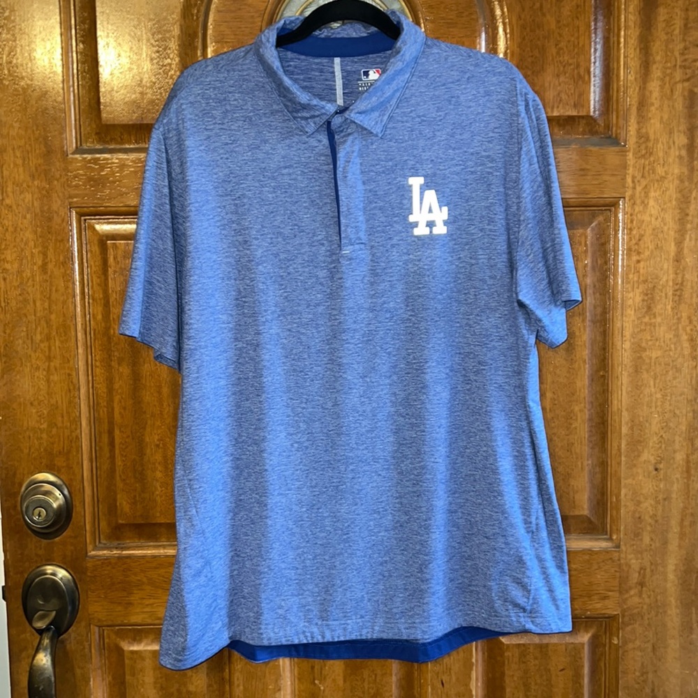 Men’s LA Dodgers button polo shirt 💙